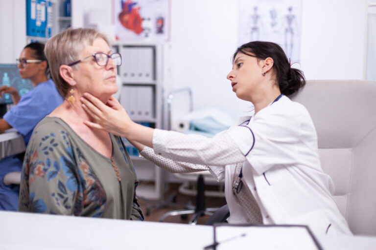 Thyroid Problems vs. Menopause: How to Tell the Difference